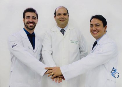 A Equipe - Conheça o Doutor - Dr. Adriano Guimarães - Cirurgia do Aparelho Digestivo e Bariátrica - Patos de Minas - MG